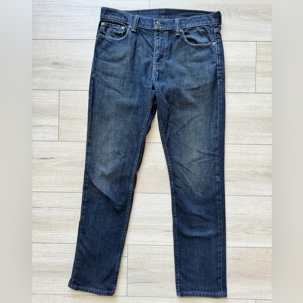 Men’s Slim Fit 511 LEVI’S. Original Levi Strauss. Size 33 x 32. Blue Jeans